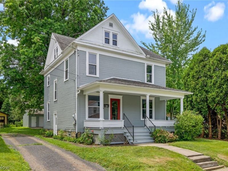 146 W Harrison Street, Alliance, OH 44601 Photo 3