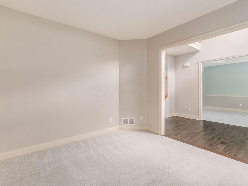 4169 Wyandotte Woods Boulevard, Dublin, OH 43016 Photo 7