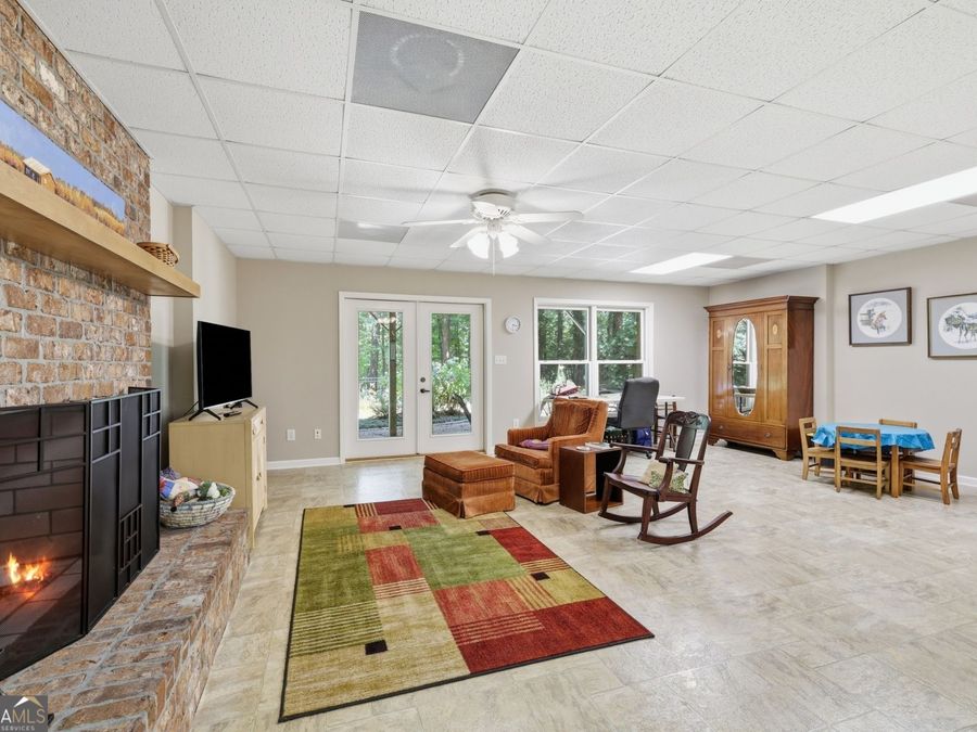 Property Image 35