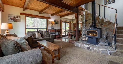 10974 Bolzano Way, Truckee, CA 96161 Photo