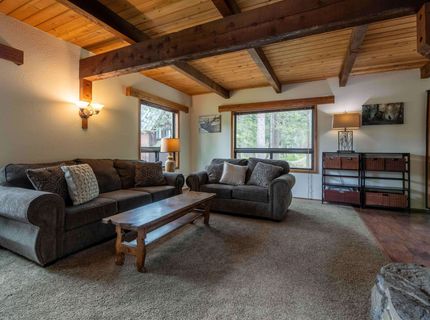 10974 Bolzano Way, Truckee, CA 96161 Photo