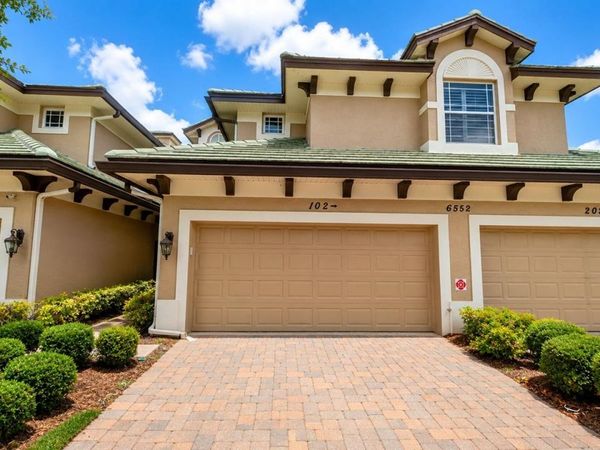 6552 MOORINGS POINT CIRCLE , Unit 102, LAKEWOOD RANCH, FL 34202