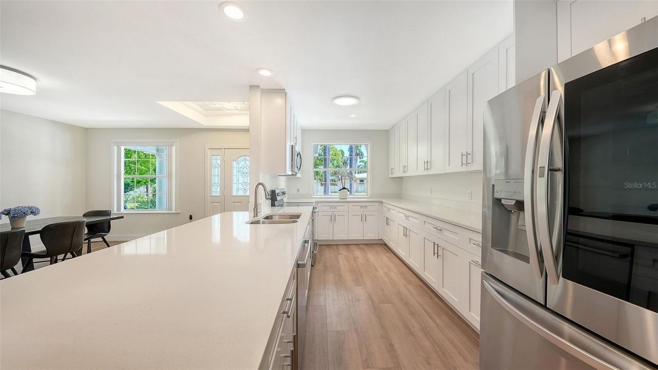 2465 Foster Lane, Sarasota, FL 34239 Photo