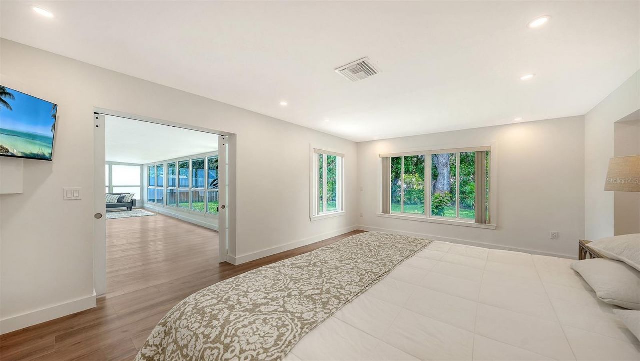 2465 Foster Lane, Sarasota, FL 34239 Photo
