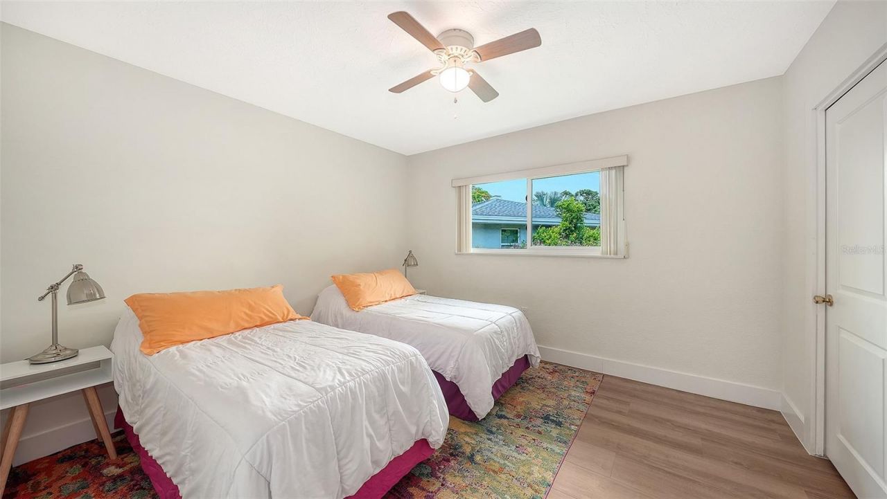 2465 Foster Lane, Sarasota, FL 34239 Photo