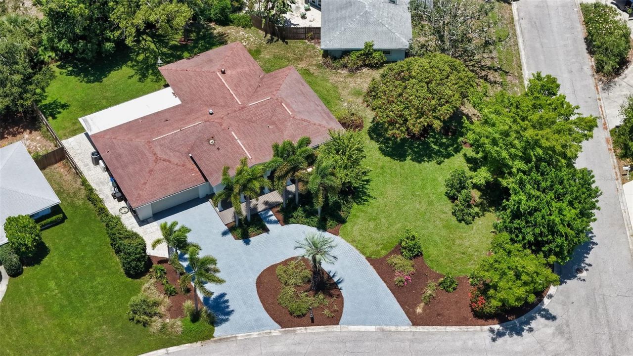 2465 Foster Lane, Sarasota, FL 34239 Photo