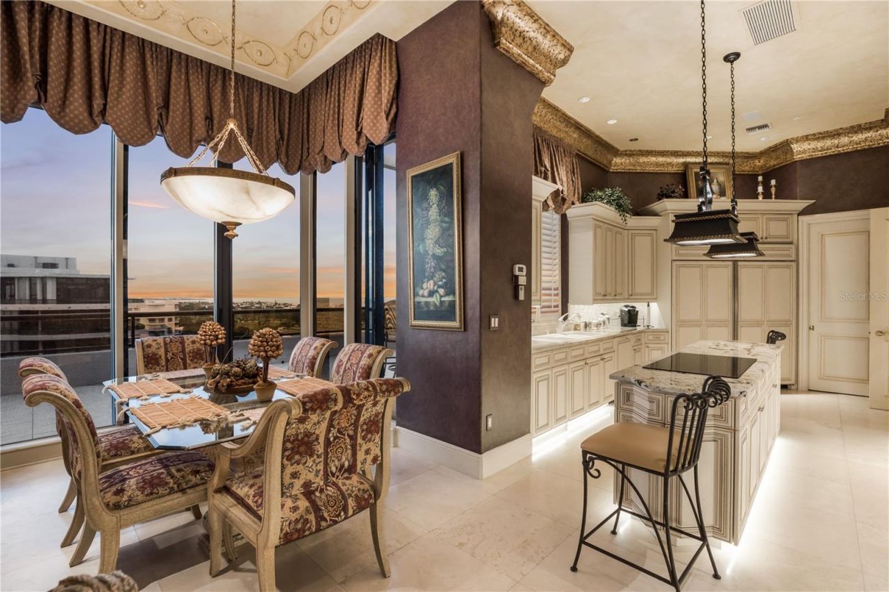 415 L Ambiance Drive, Unit PH-F, Longboat Key, FL 34228 Photo