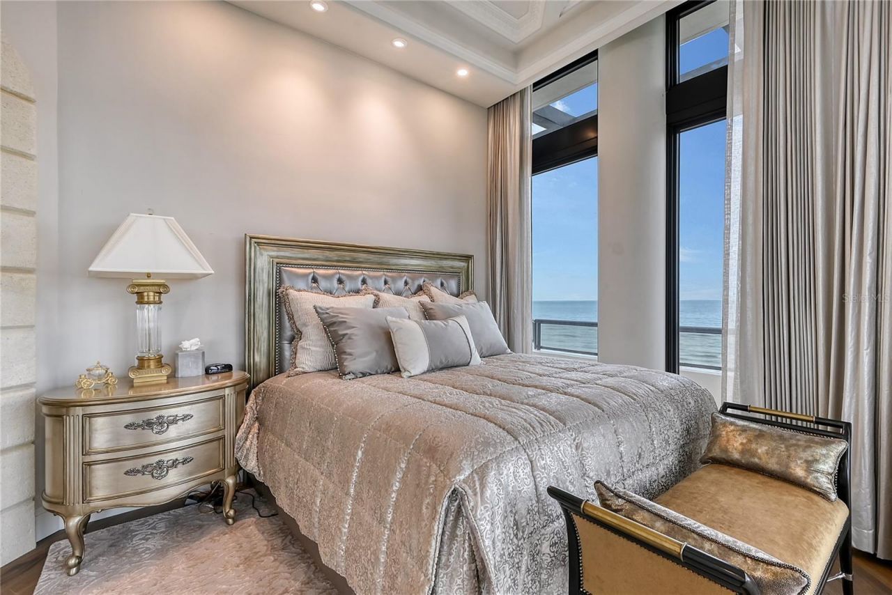 415 L Ambiance Drive, Unit PH-F, Longboat Key, FL 34228 Photo