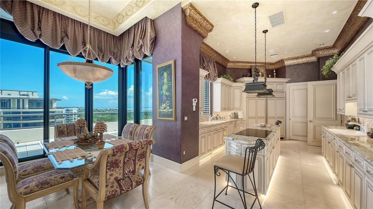 415 L Ambiance Drive, Unit PH-F, Longboat Key, FL 34228 Photo