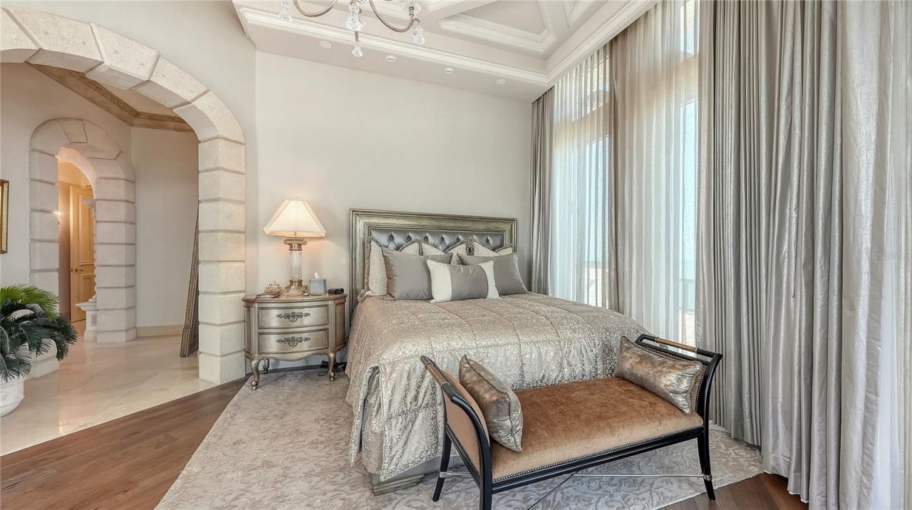 415 L Ambiance Drive, Unit PH-F, Longboat Key, FL 34228 Photo