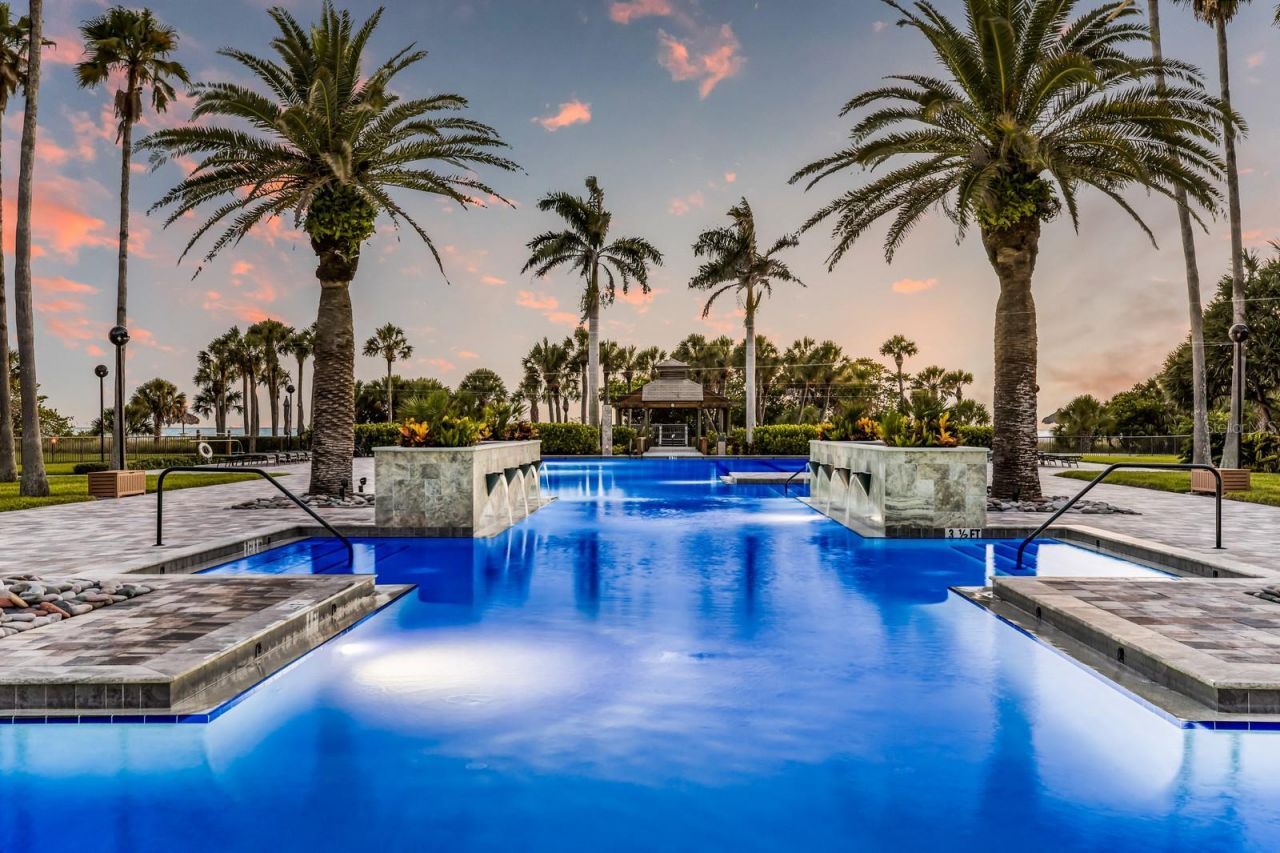 415 L Ambiance Drive, Unit PH-F, Longboat Key, FL 34228 Photo