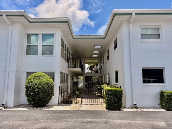 3100 HARTFORD STREET N, Unit 114, ST PETERSBURG, FL 33713