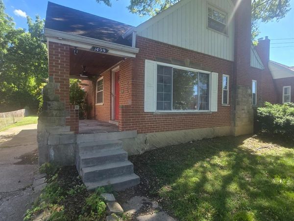1499 Clovernoll Drive, Cincinnati, OH 45231