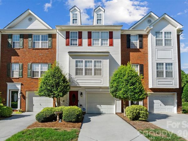 104 Rock Ridge Lane, Mount Holly, NC 28120