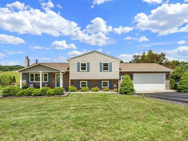 308 Stacey Drive , Mount Pleasant, PA 15666