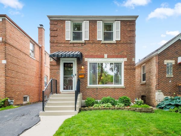 4235 Sunnyside Avenue , Brookfield, IL 60513