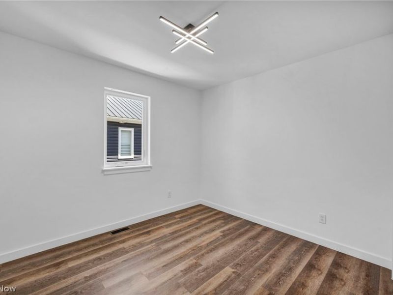 1872 W 57th Street, Cleveland, OH 44102 Photo 29