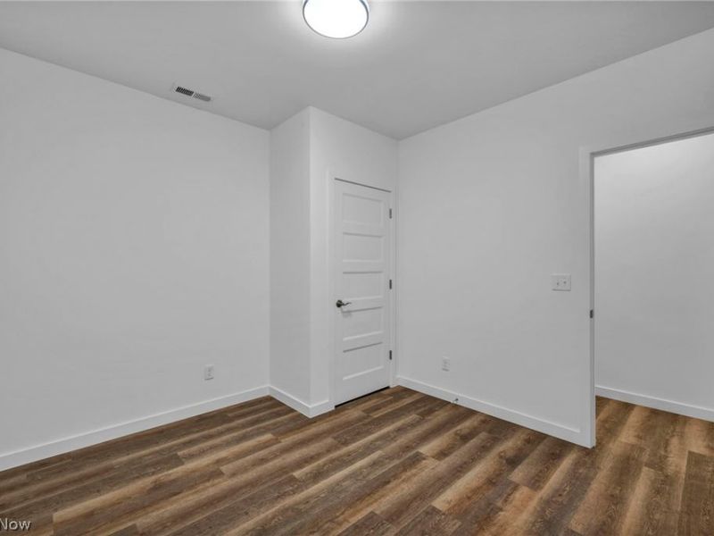 1872 W 57th Street, Cleveland, OH 44102 Photo 38