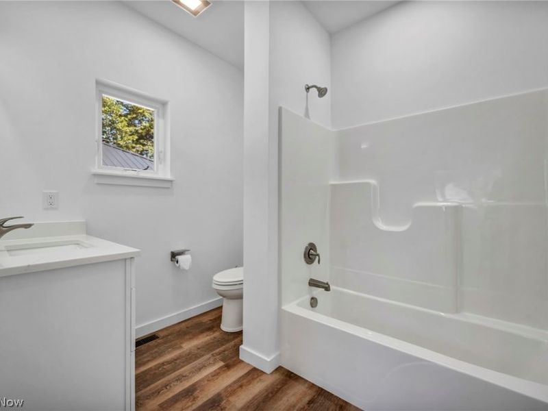 1872 W 57th Street, Cleveland, OH 44102 Photo 40