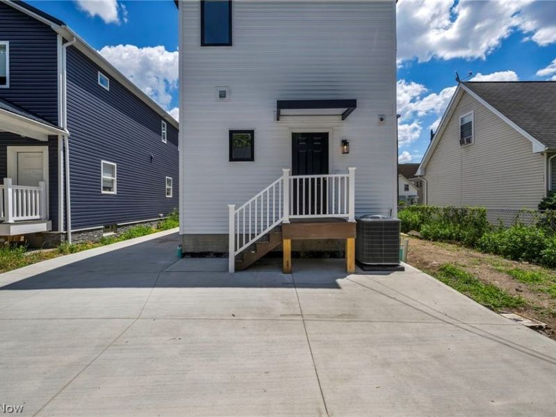 1872 W 57th Street, Cleveland, OH 44102 Photo 45