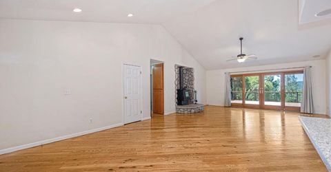 25990 Ridgeview Ct, Colfax, CA 95713 Photo