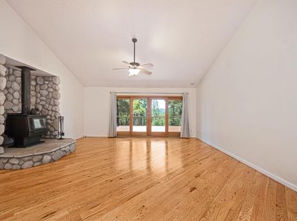 25990 Ridgeview Ct, Colfax, CA 95713 Photo