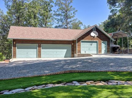 25990 Ridgeview Ct, Colfax, CA 95713 Photo