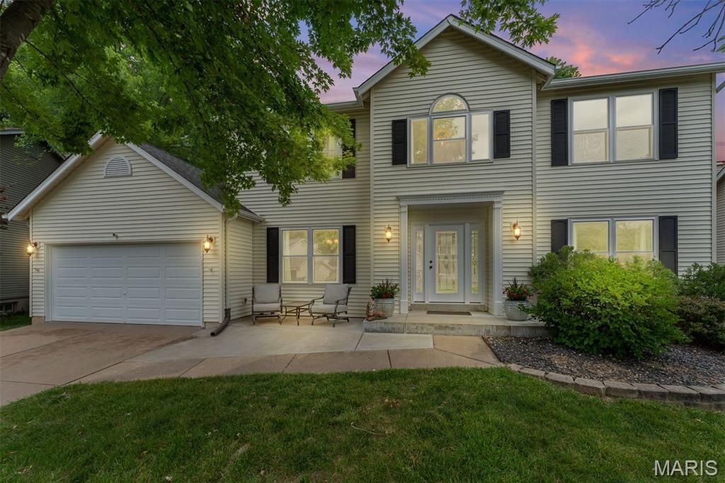 1085 Treeshade Drive, Saint Peters, MO 63376 Main Photo