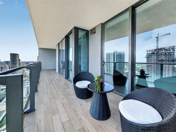 68 SE 6th St, Unit 3506, Miami, FL 33131