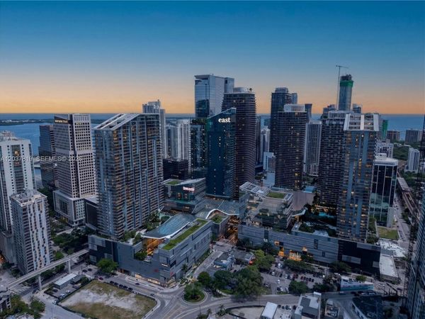 68 SE 6th St , Unit 3506, Miami, FL 33131