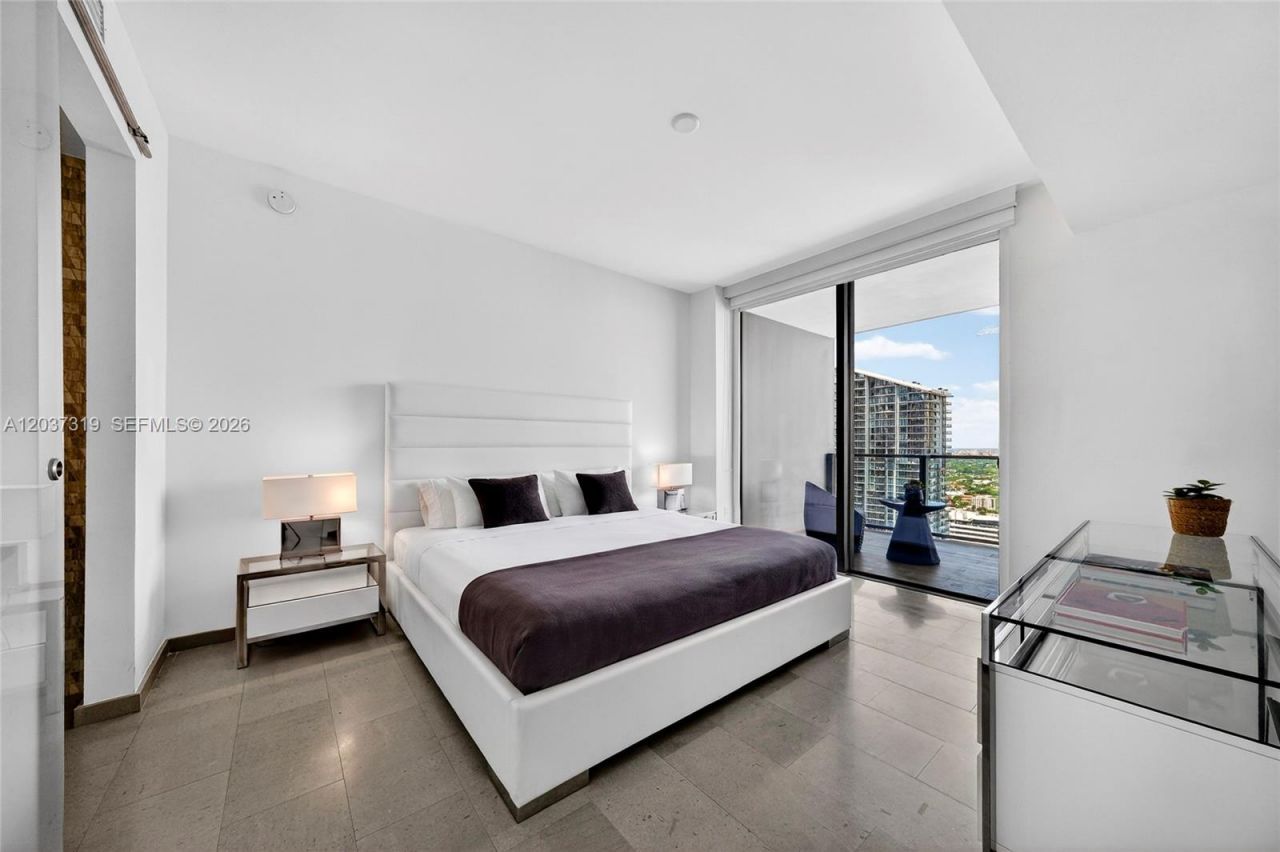 68 SE 6th St, Unit 3506, Miami, FL 33131 Photo