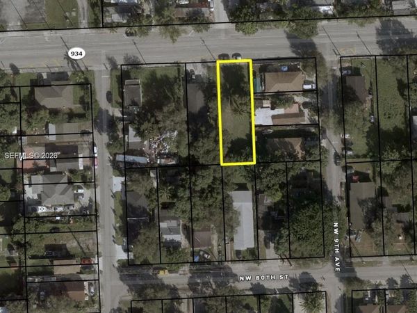 920 NW 81st St, Miami, FL 33150