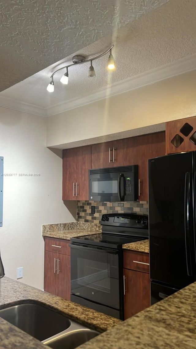 231 SW 116th Ave, Unit 19105, Pembroke Pines, FL 33025 Photo