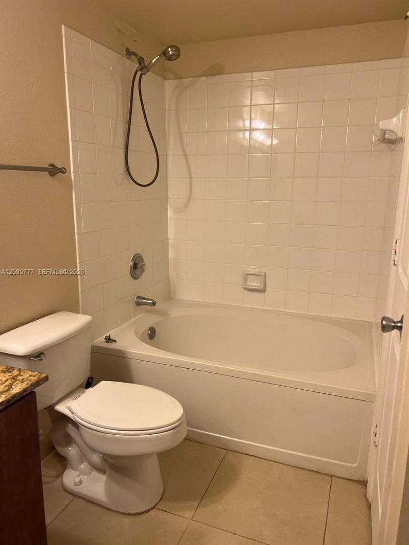 231 SW 116th Ave, Unit 19105, Pembroke Pines, FL 33025 Photo