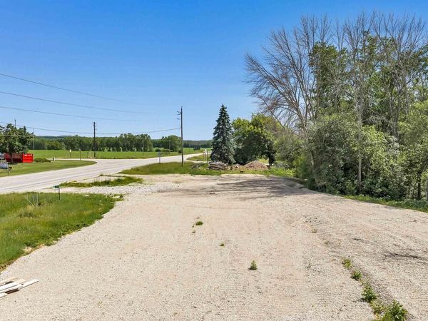 4864 STATE HWY 57, De Pere, WI 54115