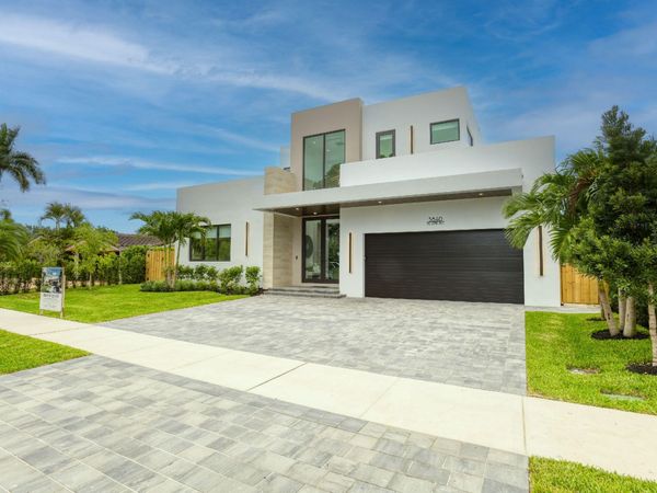 5840 NE 22nd Avenue, Fort Lauderdale, FL 33308