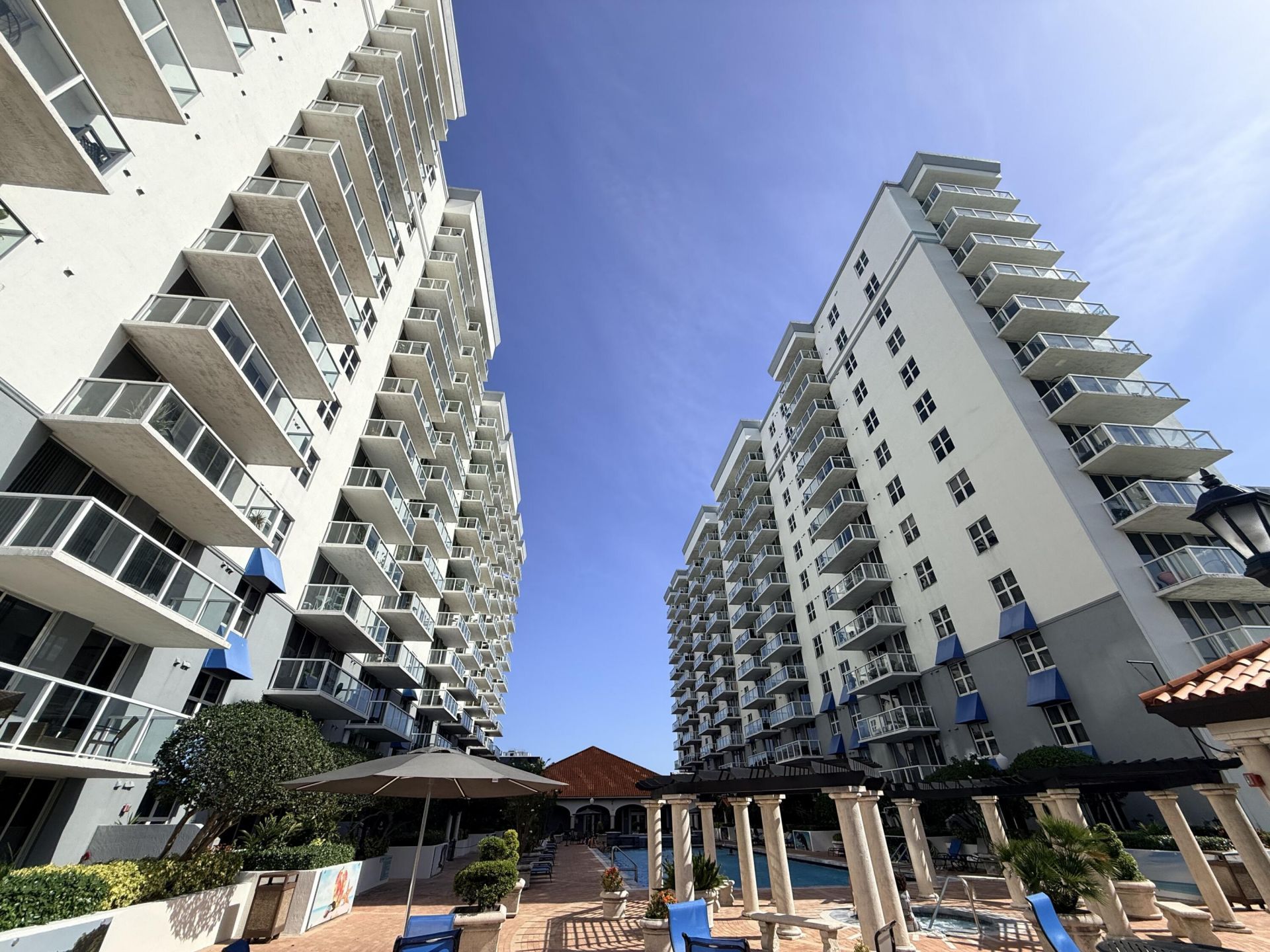 5077 NW 7th Street, Unit 914, Miami, FL 33126 Photo