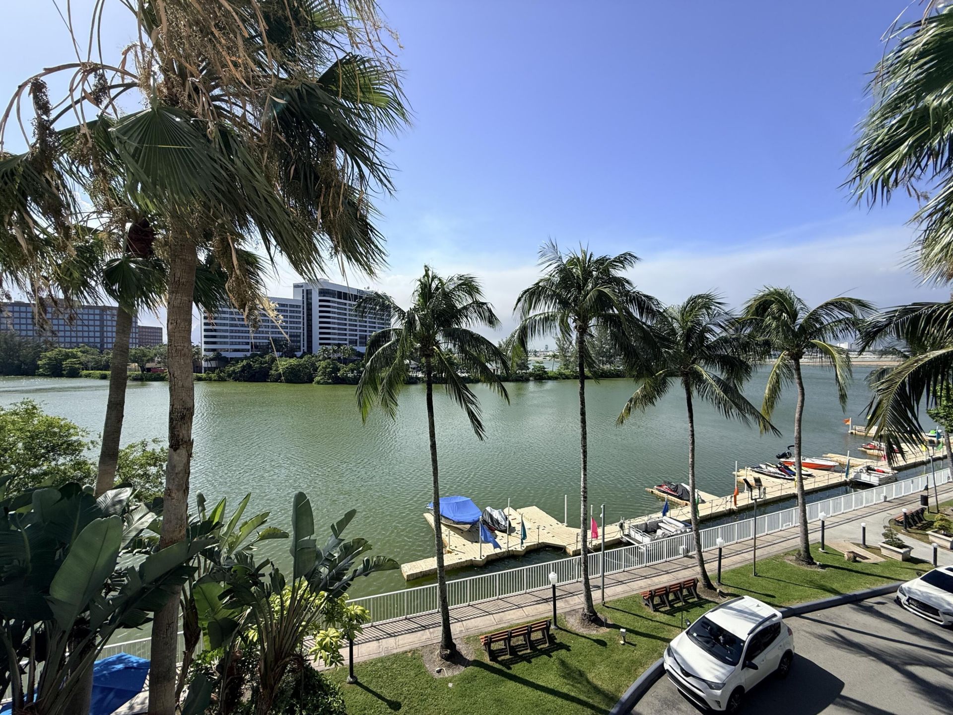 5077 NW 7th Street, Unit 914, Miami, FL 33126 Photo