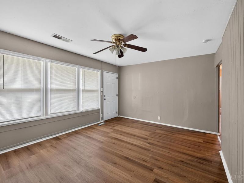 1739 Monterey Court, Cincinnati, OH 45223 Photo 8