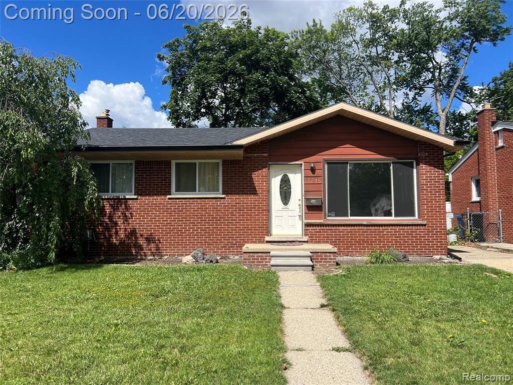 28215 Couzens Avenue, Madison Heights, MI 48071 Main Photo