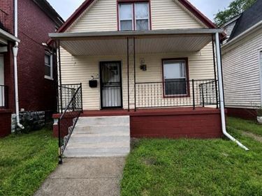 6242 Frontenac Street, Detroit, MI 48211