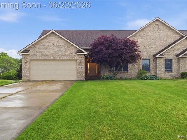 8091 Prestonwood Court, Flushing Twp, MI 48433