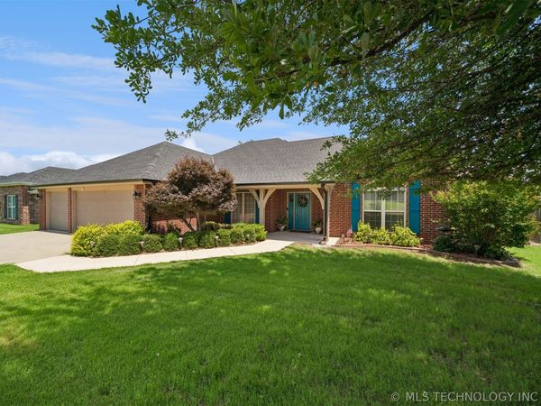 1122 Arbor Drive , Bartlesville, OK 74006