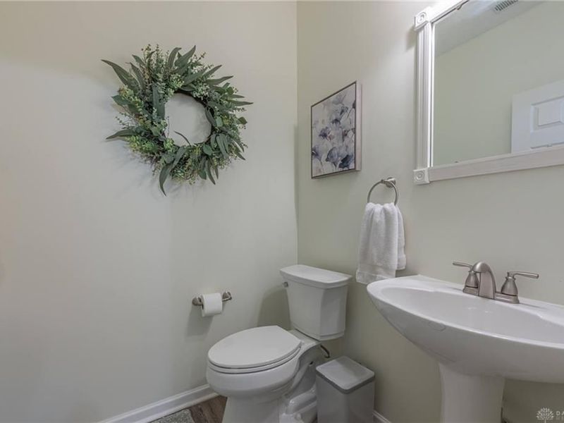 708 Cleary Drive, Fairborn, OH 45324 Photo 5