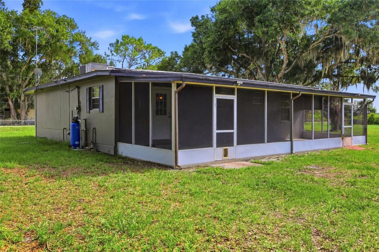 2616 Hacienda Drive, Lorida, FL 33857 Photo