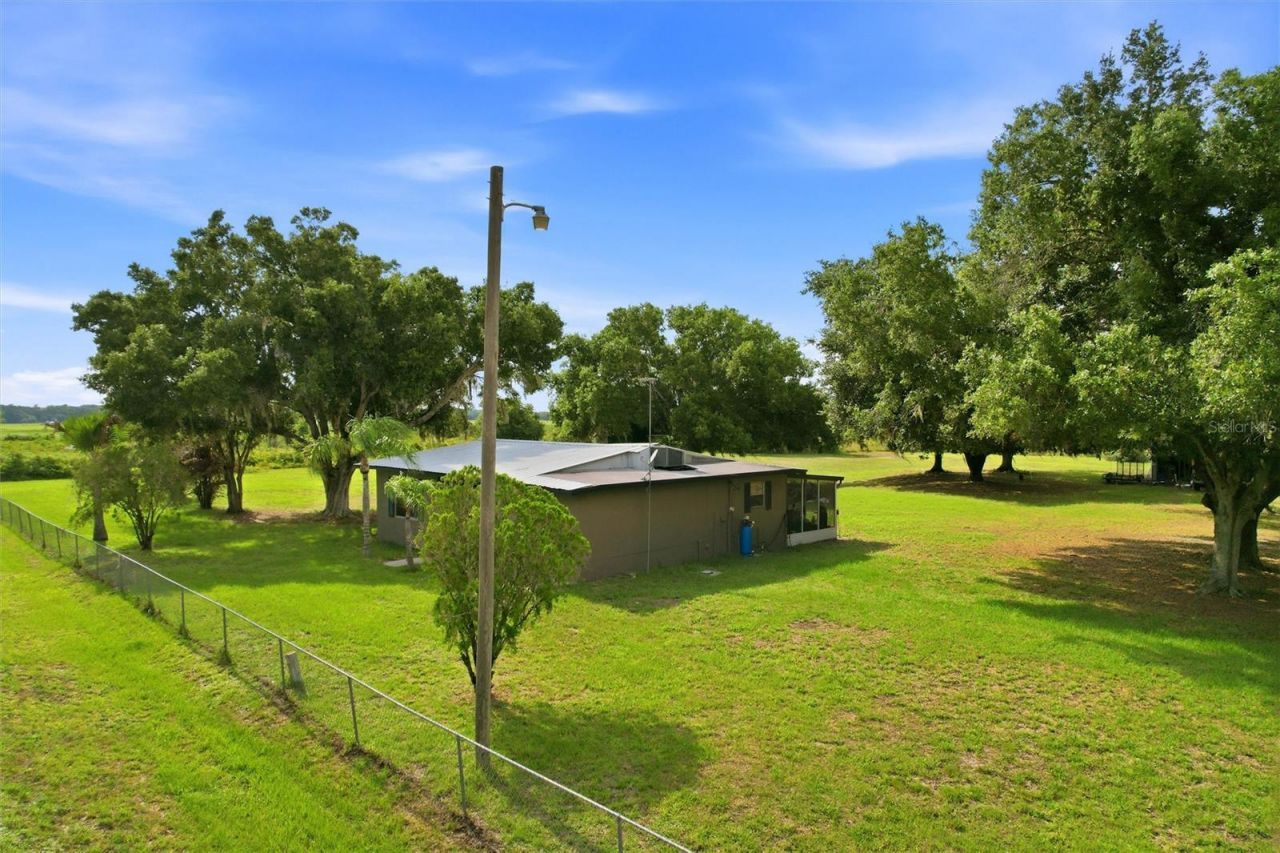 2616 Hacienda Drive, Lorida, FL 33857 Photo