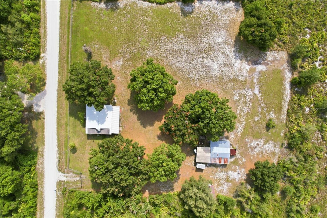 2616 Hacienda Drive, Lorida, FL 33857 Photo