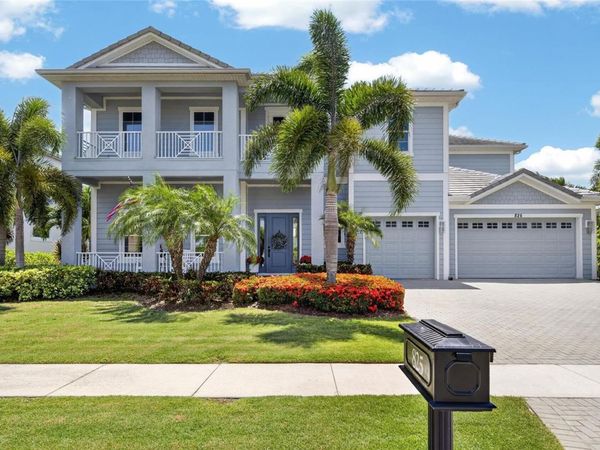 825 MANNS HARBOR DRIVE , APOLLO BEACH, FL 33572
