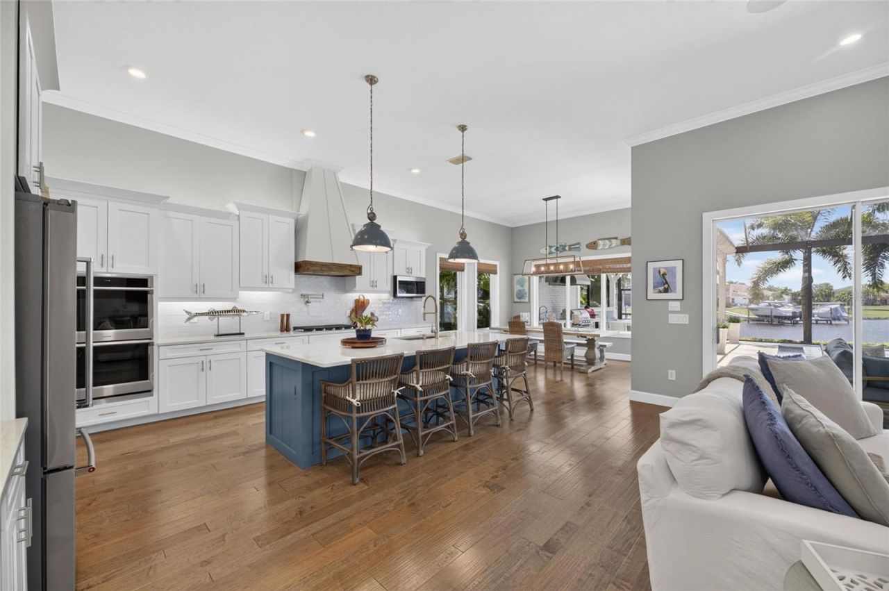 825 Manns Harbor Drive, Apollo Beach, FL 33572 Photo
