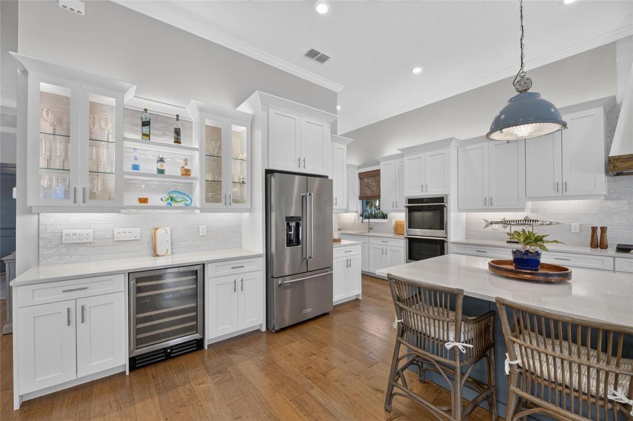825 Manns Harbor Drive, Apollo Beach, FL 33572 Photo